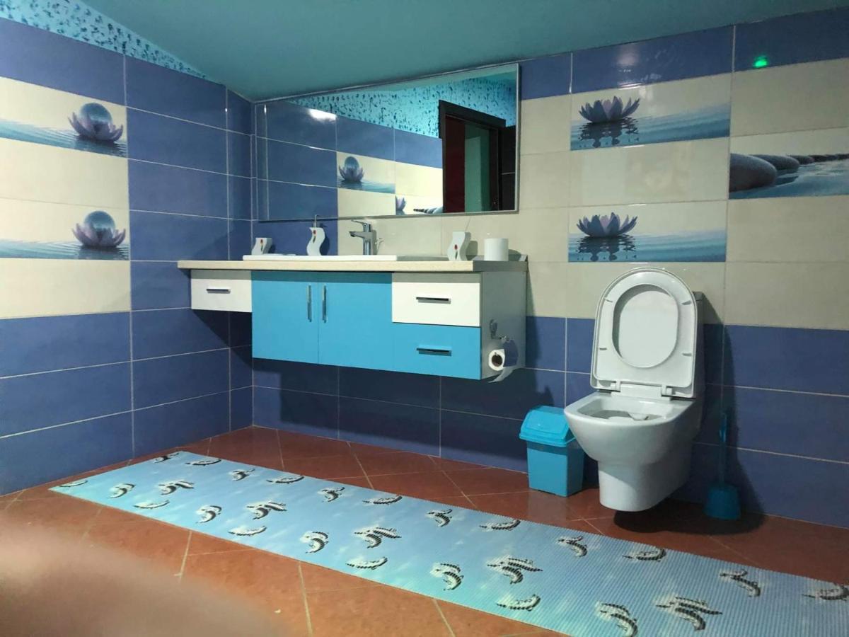 Modern Apartment By Ceni, Elbasan Esterno foto