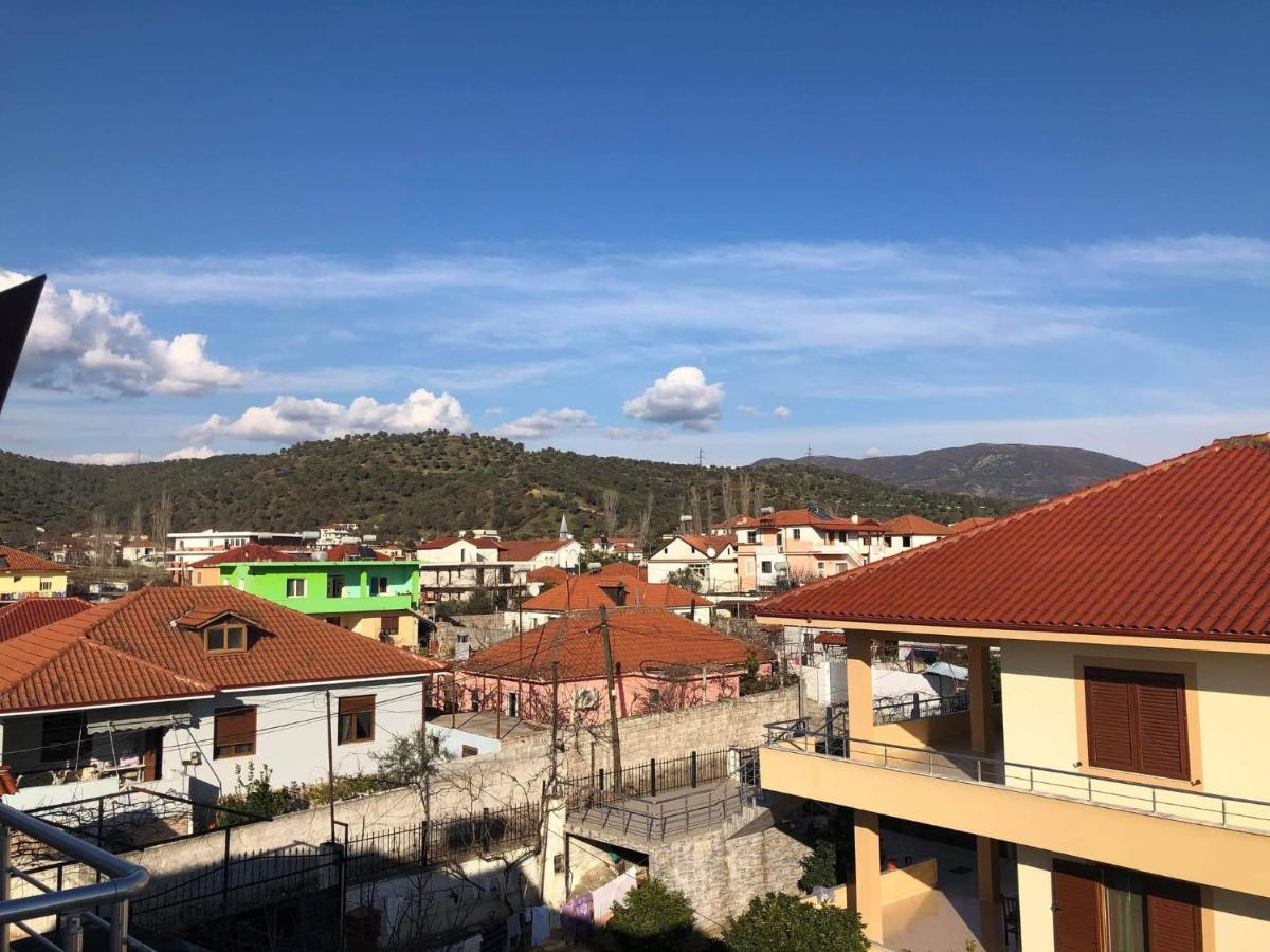 Modern Apartment By Ceni, Elbasan Esterno foto